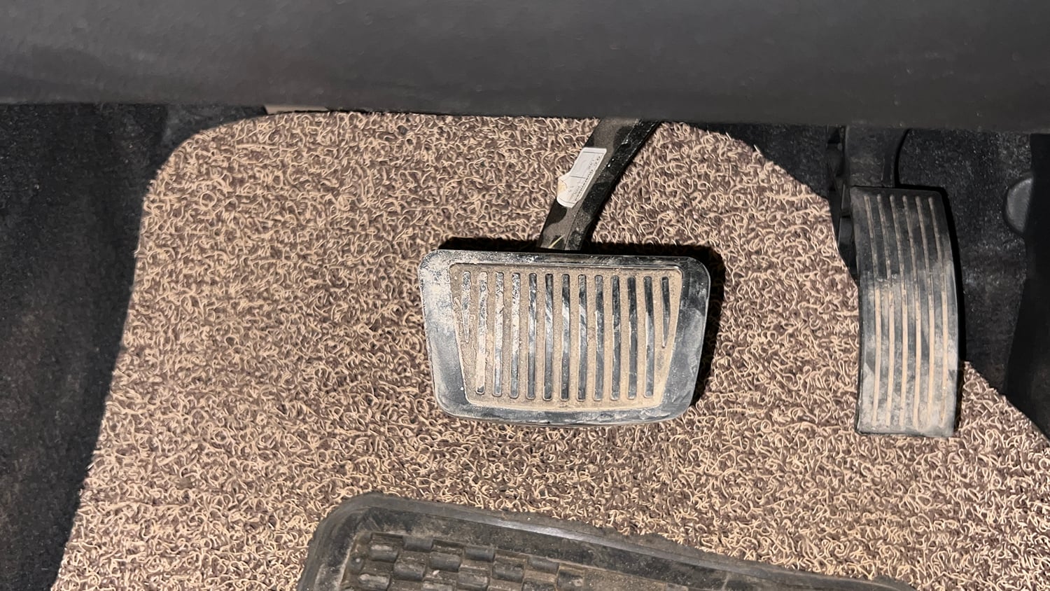Used 2018 Hyundai Grand i10 Magna AT 1.2 Kappa VTVT Petrol Automatic interior PEDALS VIEW