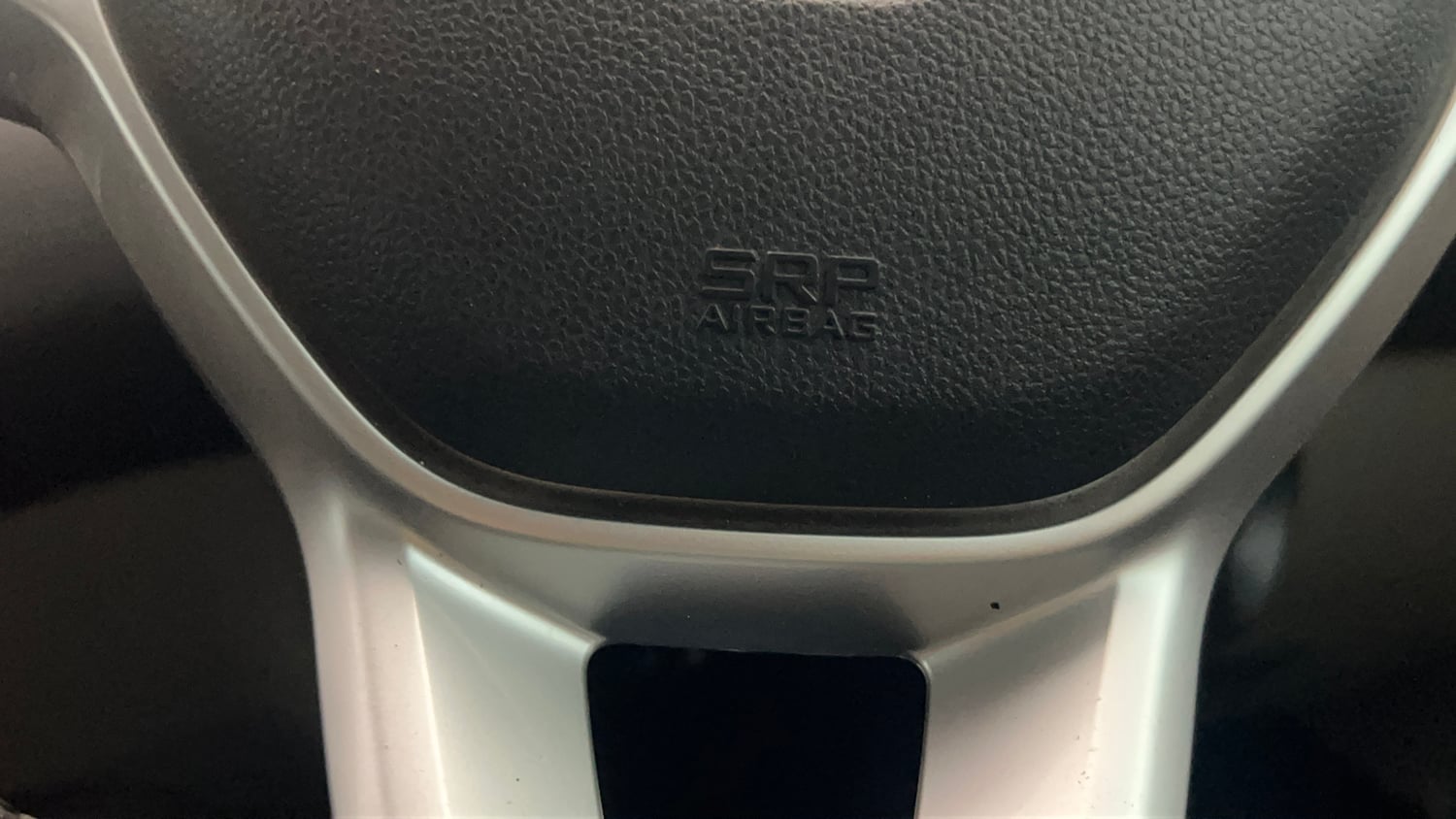 Used 2021 Renault Triber RXZ Petrol Manual top_features Airbags