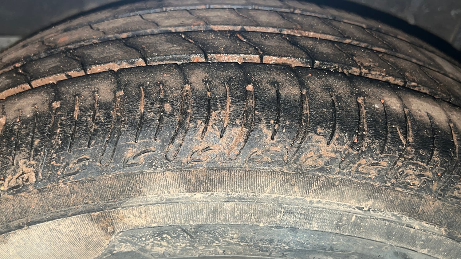 Used 2019 Tata Tiago Revotron XZ Petrol Manual tyres RIGHT REAR TYRE TREAD VIEW