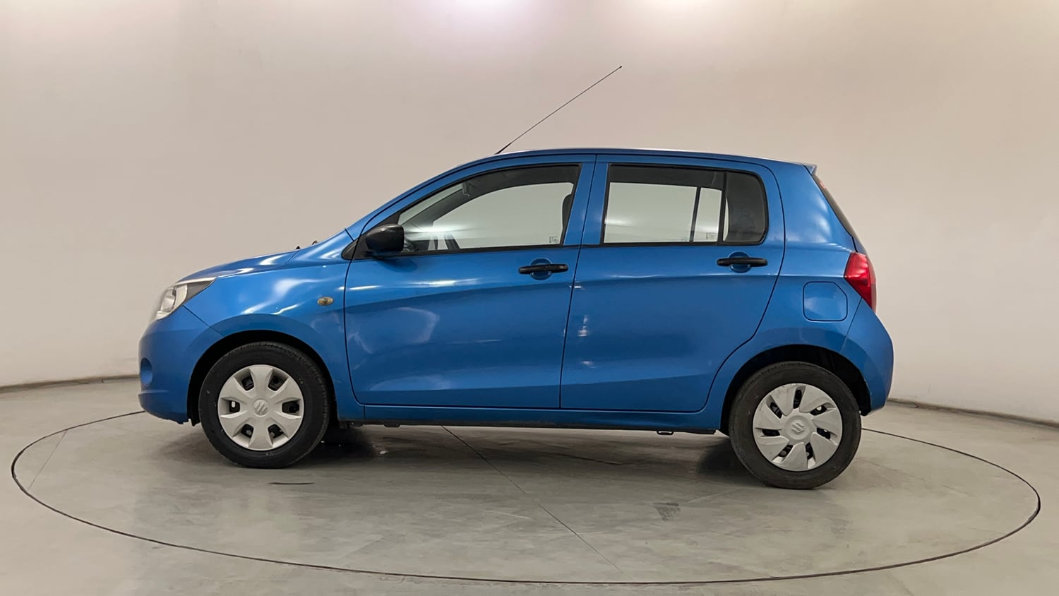 Used 2014 Maruti Suzuki Celerio VXi AMT Petrol Automatic exterior LEFT SIDE VIEW