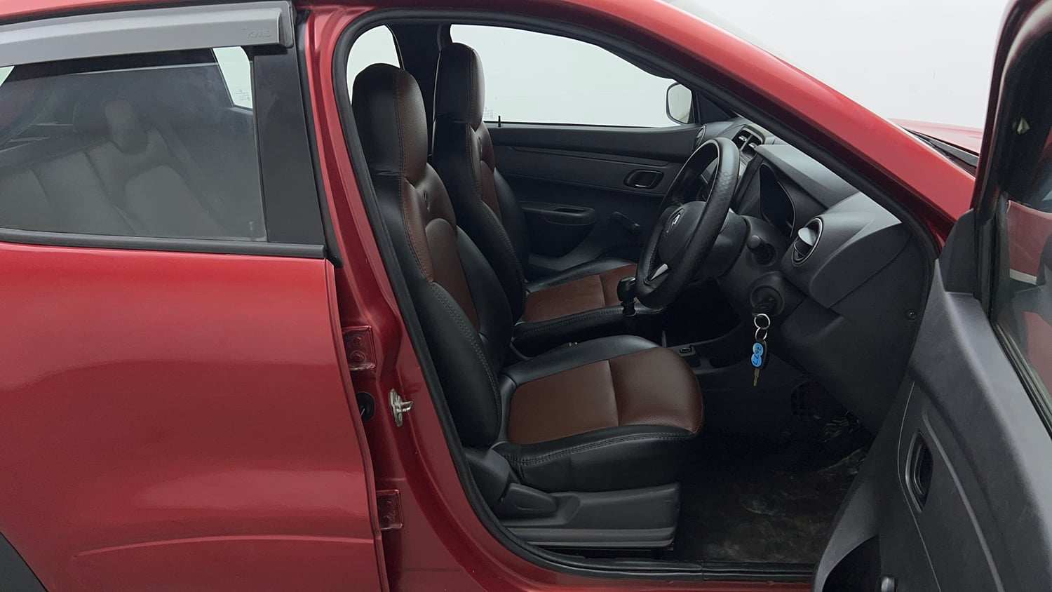 Used 2016 Renault Kwid RXL Petrol Manual interior RIGHT SIDE FRONT DOOR CABIN VIEW