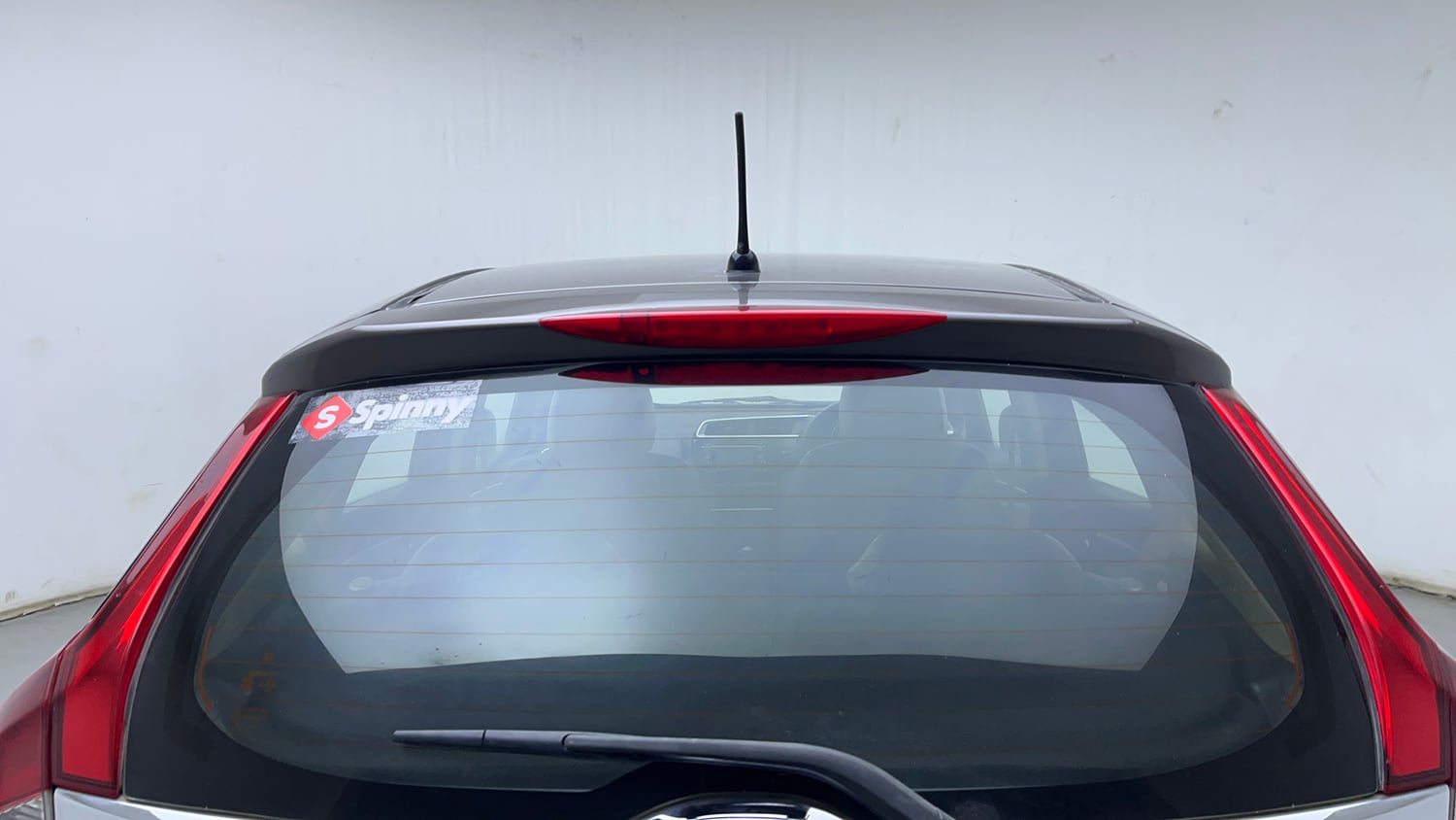 Used 2017 Honda Jazz V Petrol Petrol Manual exterior BACK WINDSHIELD VIEW