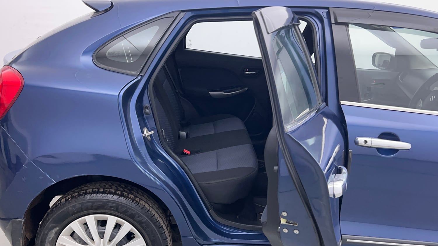 Used 2021 Maruti Suzuki Baleno Delta Petrol Manual interior RIGHT SIDE REAR DOOR CABIN VIEW