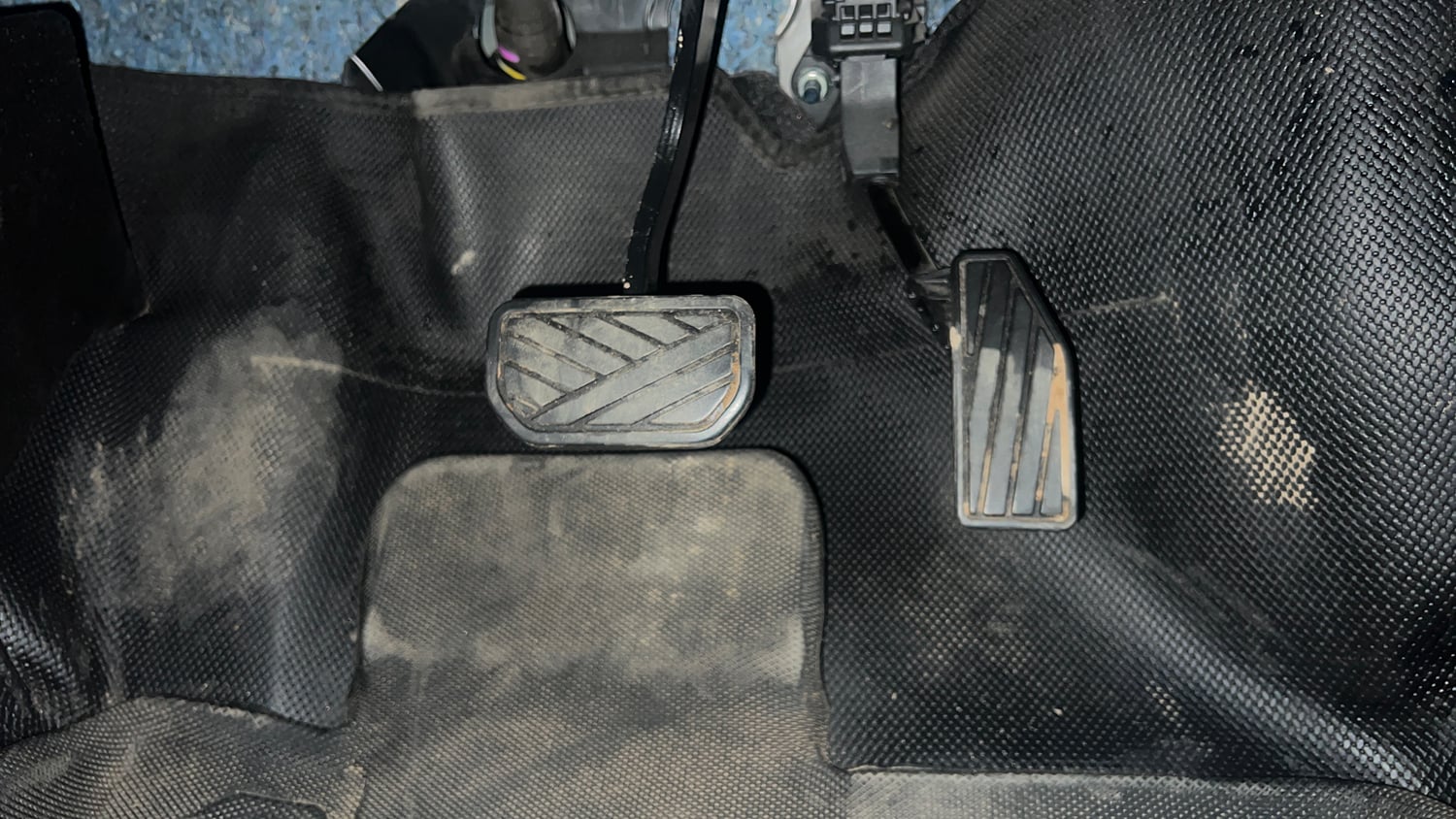 Used 2024 Maruti Suzuki Fronx Delta Plus 1.2L AGS Petrol Automatic interior PEDALS VIEW