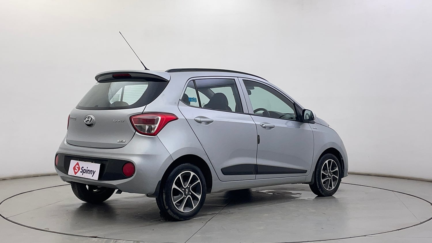 Used 2019 Hyundai Grand i10 Sportz AT 1.2 Kappa VTVT Petrol Automatic exterior RIGHT REAR CORNER VIEW