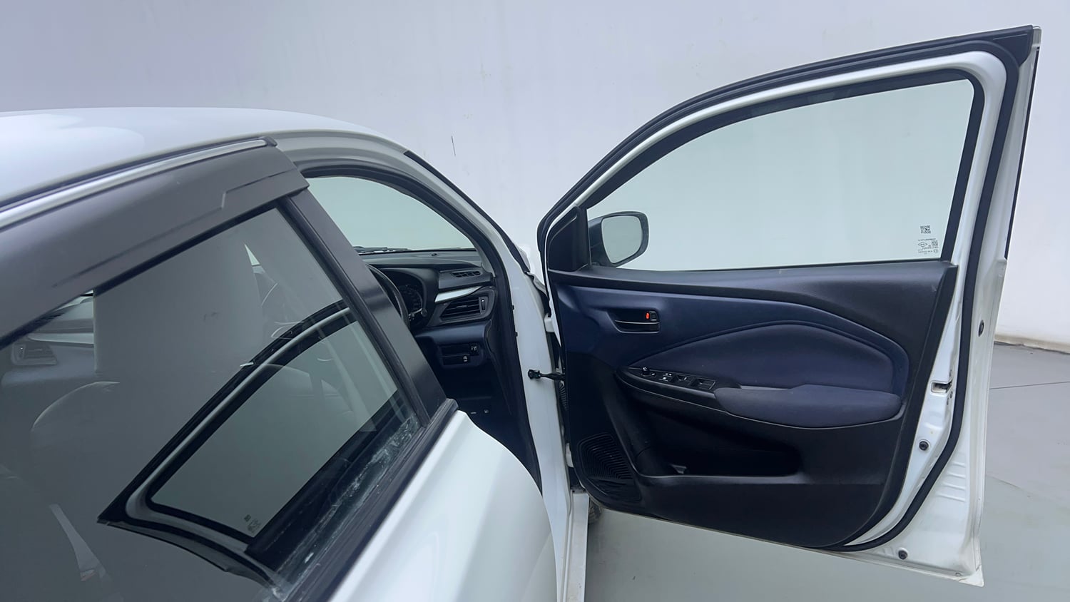 Used 2022 Maruti Suzuki Baleno Delta Petrol Manual interior RIGHT FRONT DOOR OPEN VIEW