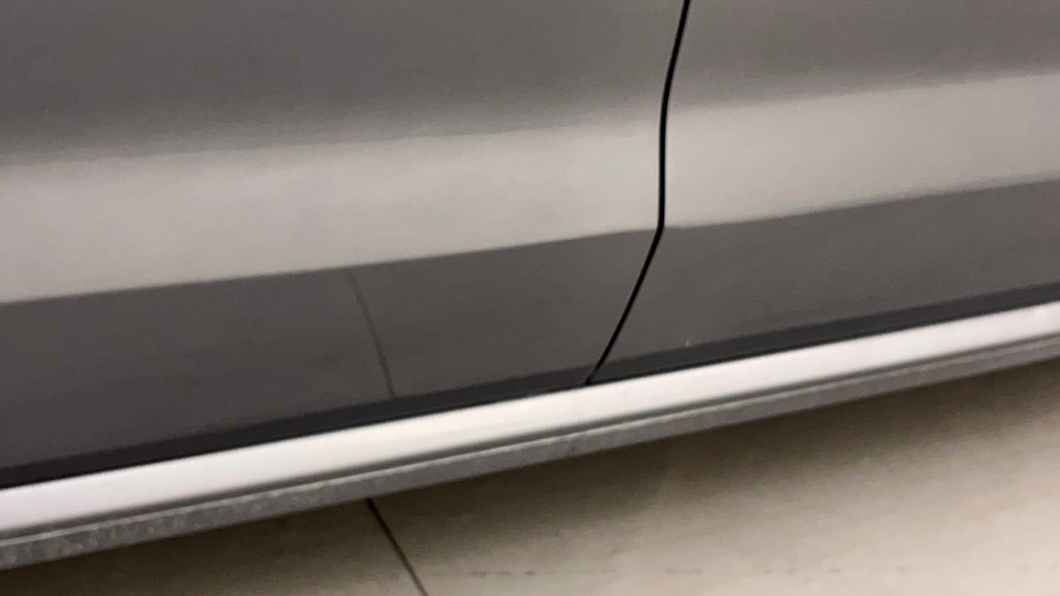 Used 2013 Volkswagen Polo Comfortline 1.2L (P) Petrol Manual dents MINOR DENT