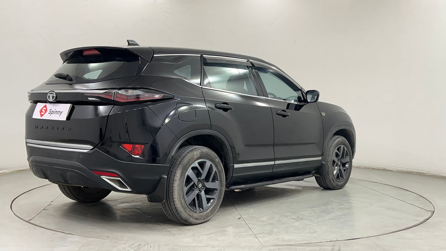 Used 2022 Tata Harrier XZ Plus Dark Edition Diesel Manual exterior RIGHT REAR CORNER VIEW