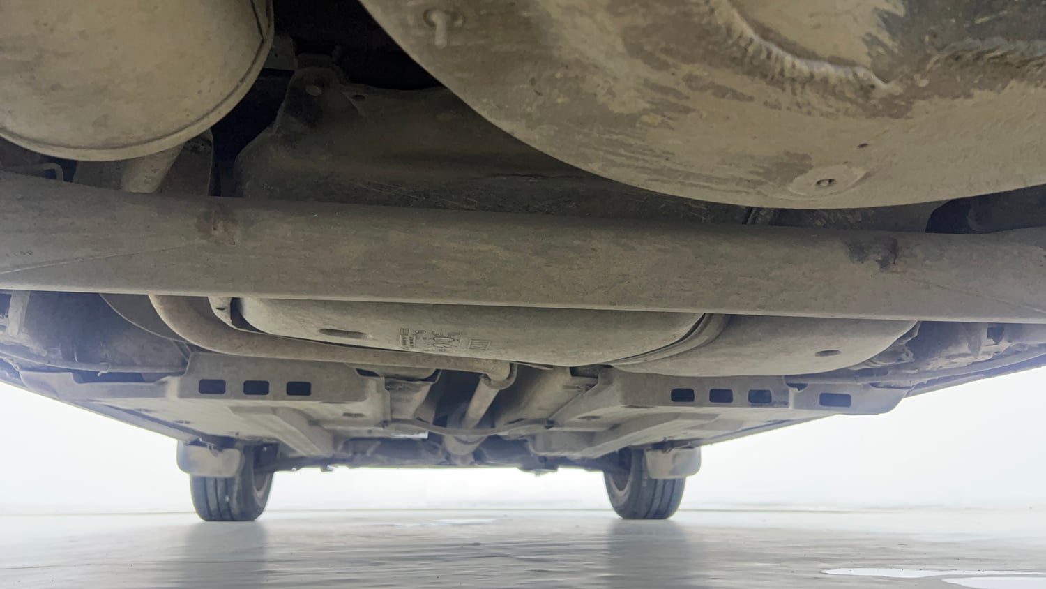 Used 2016 Volkswagen Polo Highline1.2L (P) Petrol Manual extra REAR UNDERBODY VIEW (TAKEN FROM REAR)