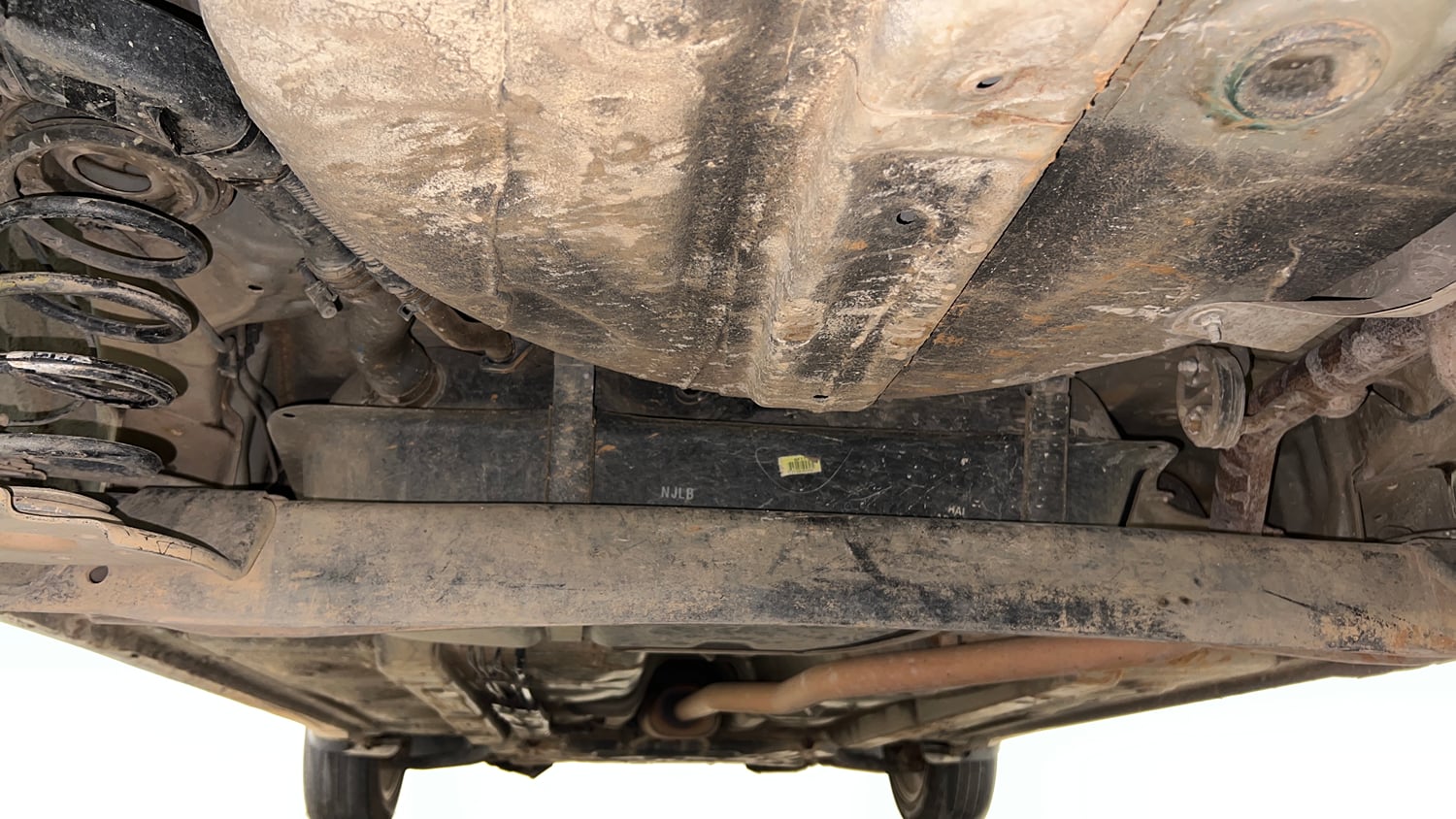 Used 2018 Hyundai Grand i10 Magna AT 1.2 Kappa VTVT Petrol Automatic extra REAR UNDERBODY VIEW (TAKEN FROM REAR)
