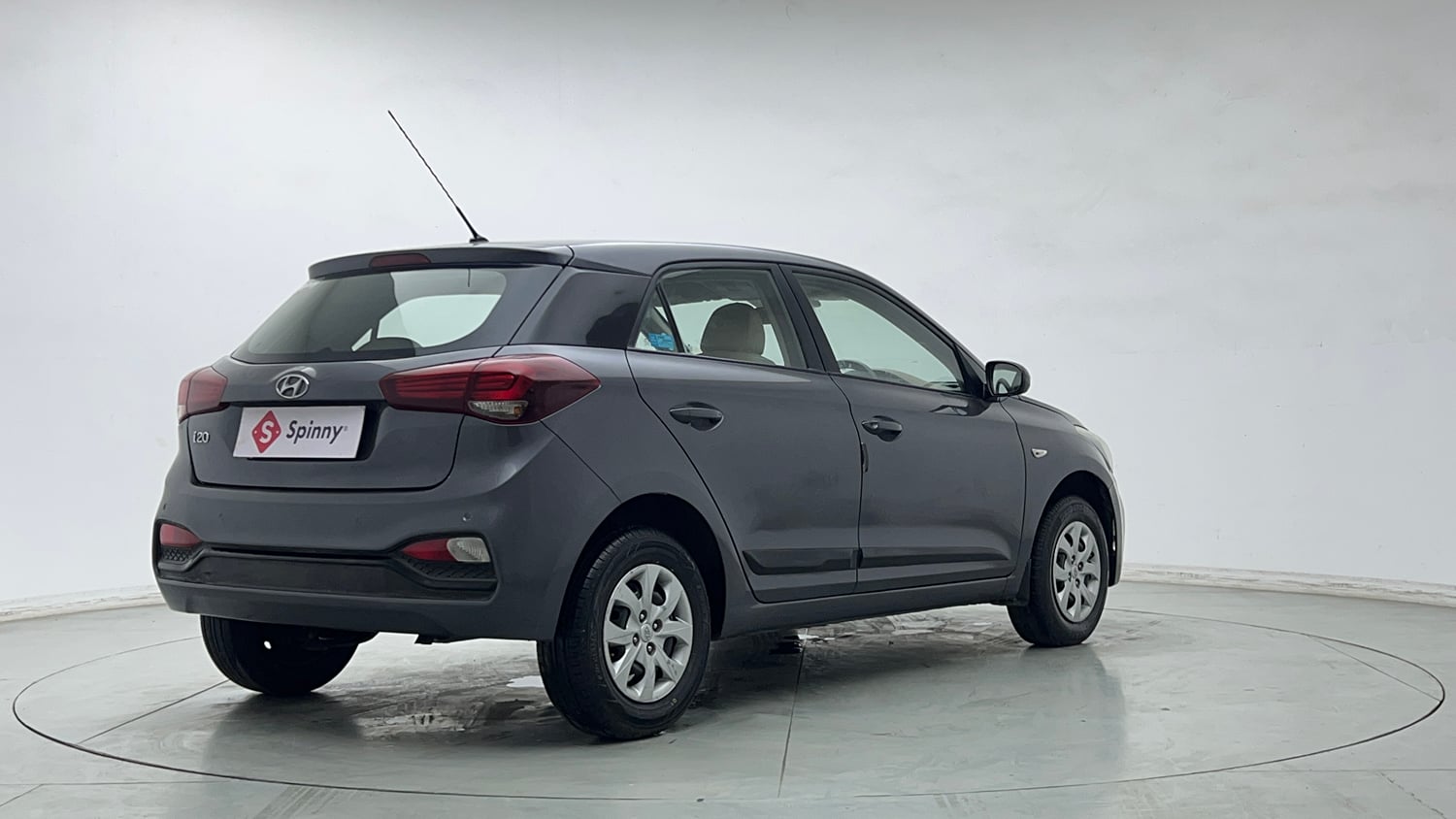 Used 2020 Hyundai Elite i20 Magna Plus 1.2 Petrol Manual exterior RIGHT REAR CORNER VIEW