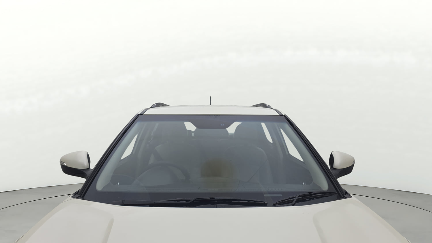Used 2020 Mahindra XUV 300 W8 (O) 1.5 Diesel Diesel Manual exterior FRONT WINDSHIELD VIEW