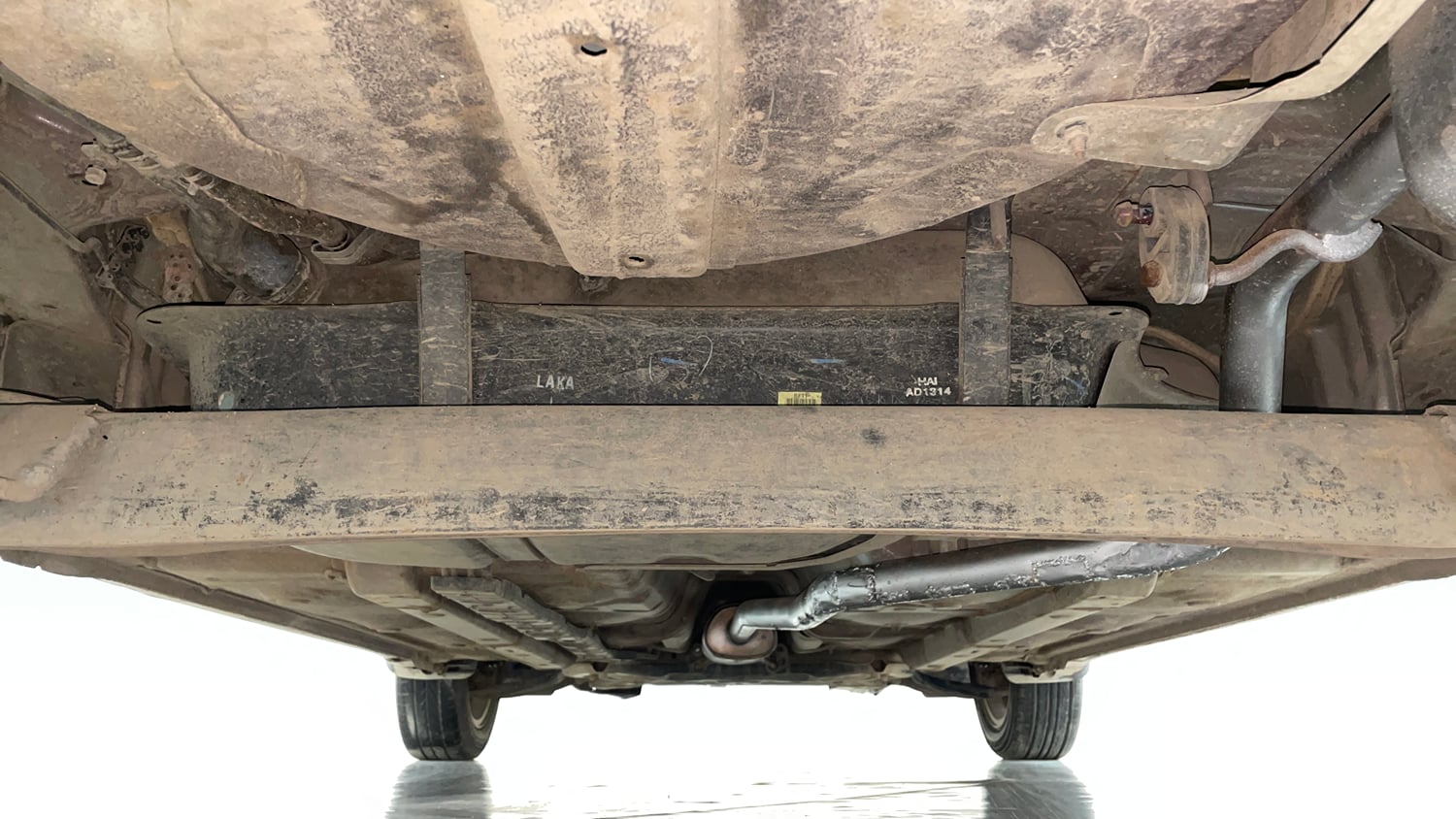 Used 2016 Hyundai Grand i10 Asta AT 1.2 Kappa VTVT Petrol Automatic extra REAR UNDERBODY VIEW (TAKEN FROM REAR)