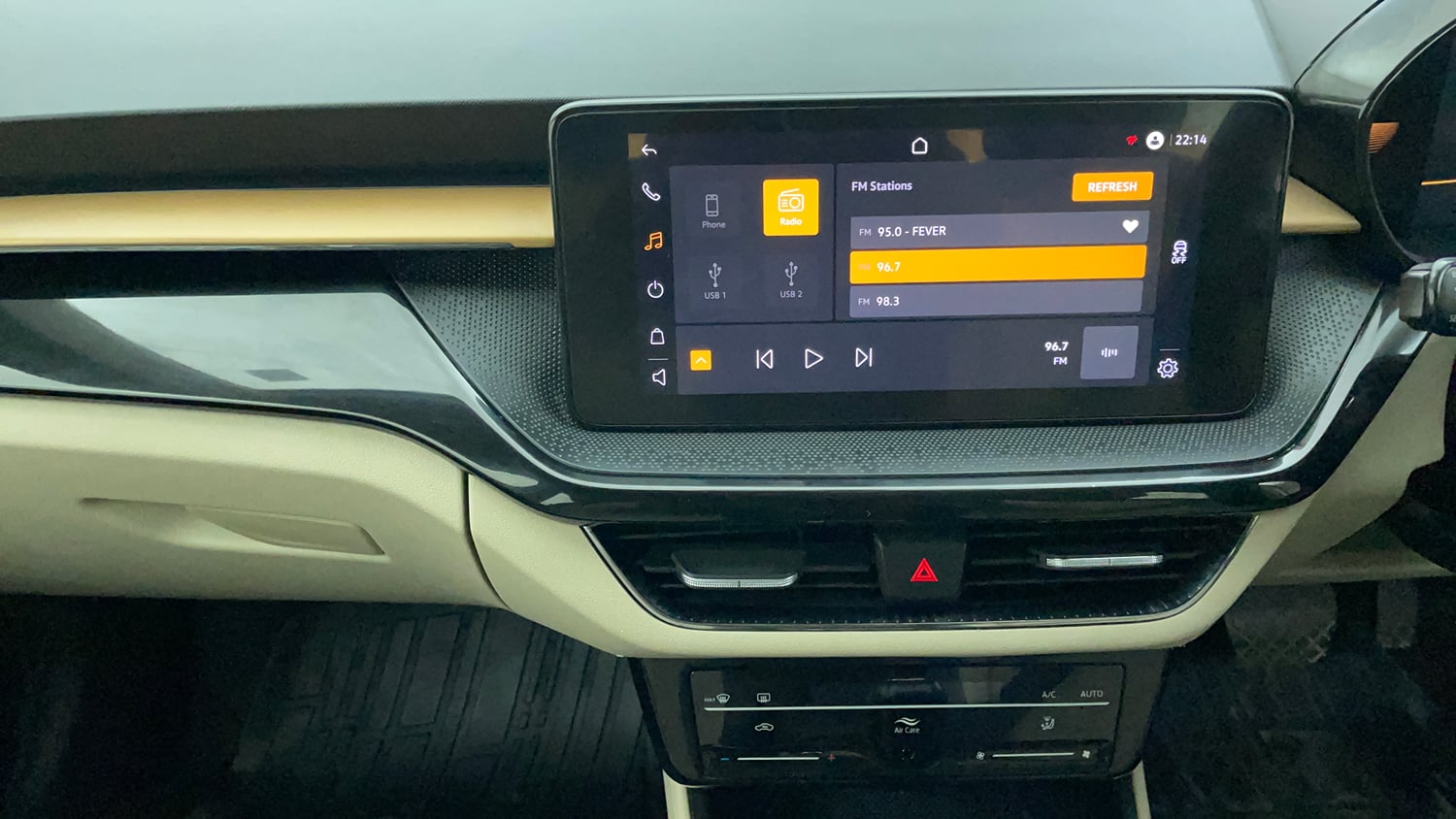 Used 2022 Skoda Slavia Style 1.0L TSI AT Petrol Automatic interior MUSIC SYSTEM & AC CONTROL VIEW