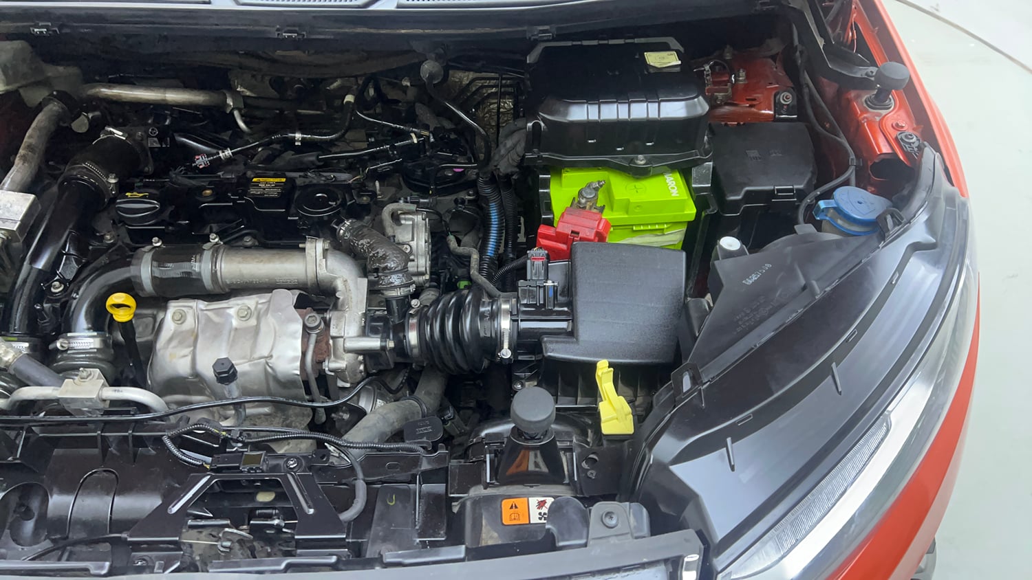 Used 2016 Ford EcoSport Titanium+ 1.5L TDCi Diesel Manual engine ENGINE LEFT SIDE VIEW