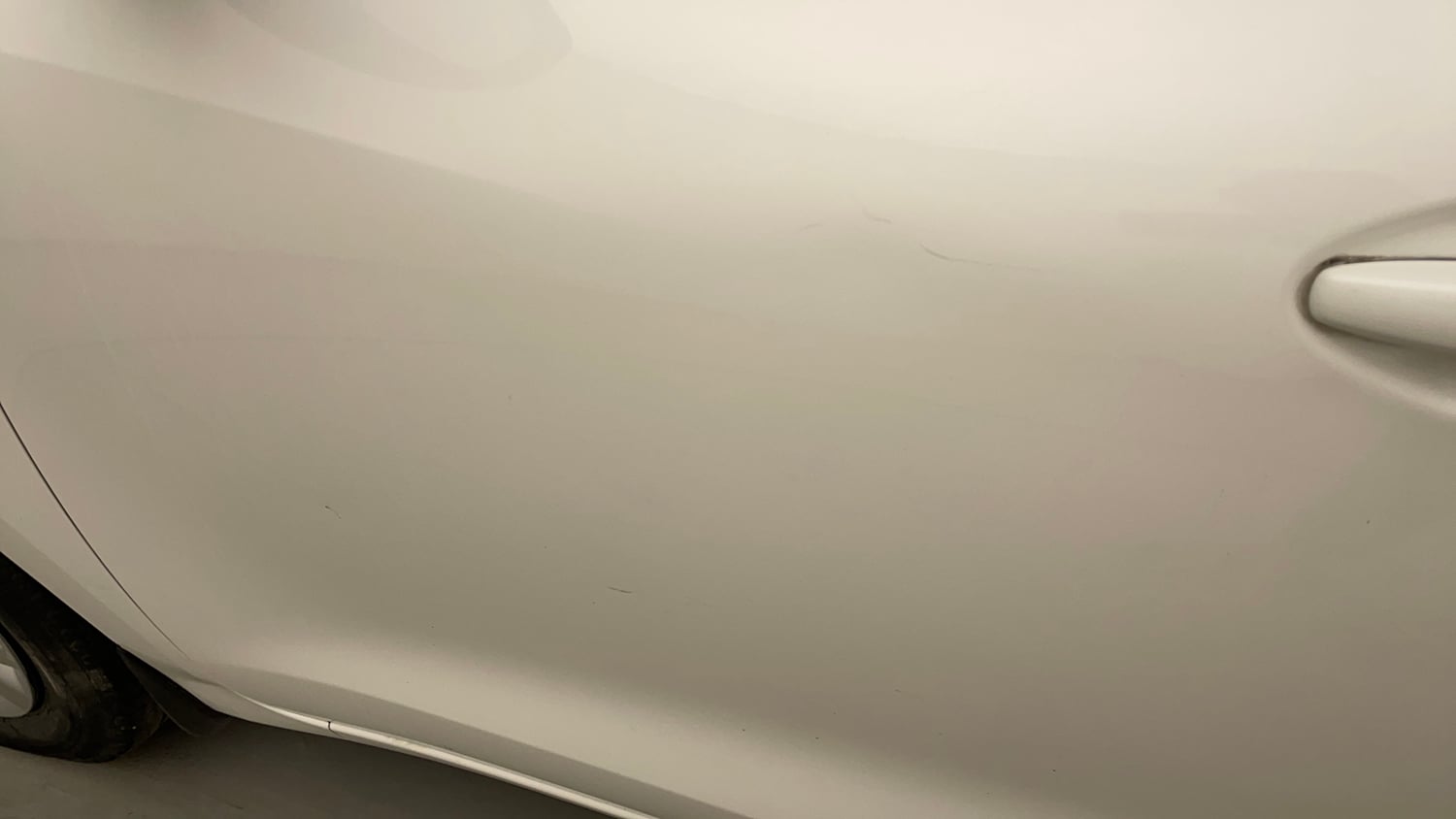 Used 2020 Maruti Suzuki Swift VXi AMT Petrol Automatic dents MINOR SCRATCH