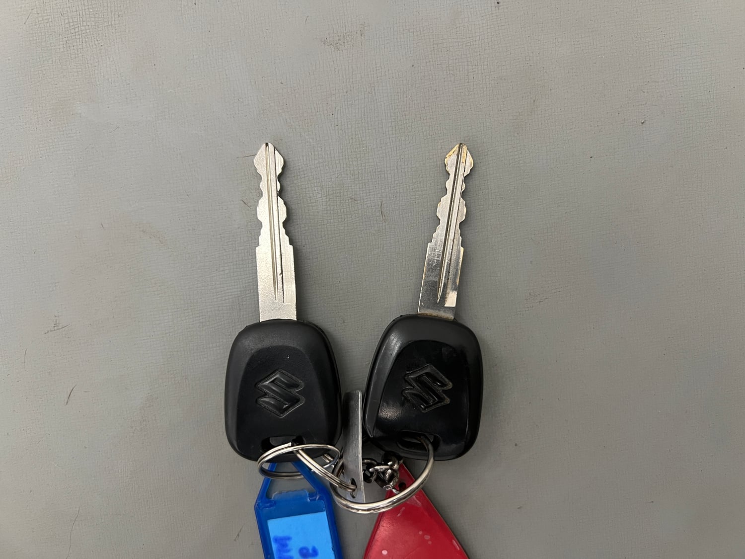 Used 2017 Maruti Suzuki Celerio VXI  CNG (Outside Fitted) Cng Manual extra CAR KEY VIEW