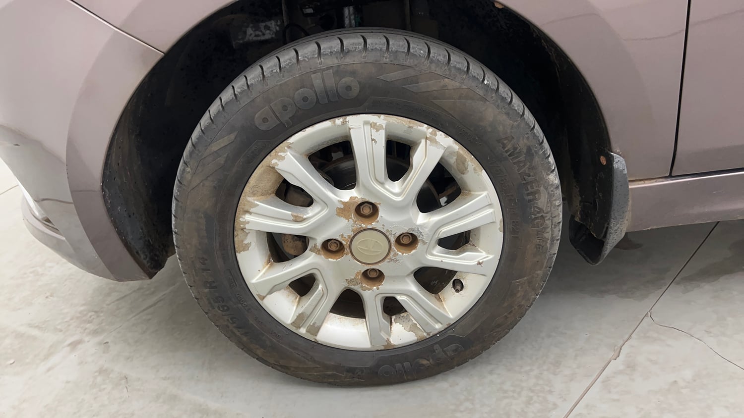 Used 2017 Tata Tiago Revotron XZ Petrol Manual tyres LEFT FRONT TYRE RIM VIEW