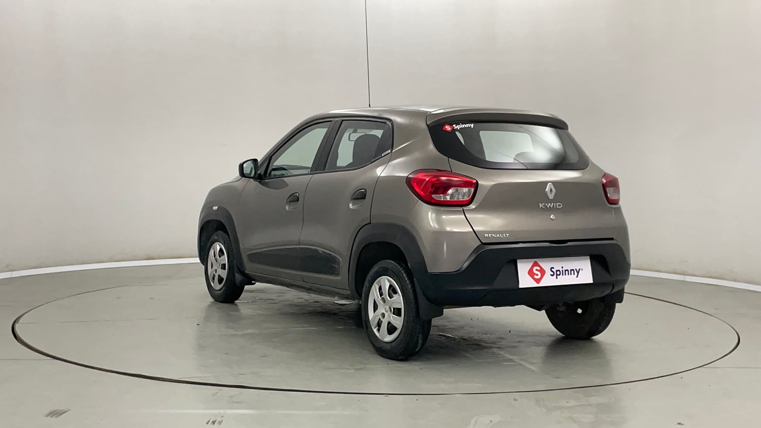 Used 2016 Renault Kwid RXT Petrol Manual exterior LEFT REAR CORNER VIEW