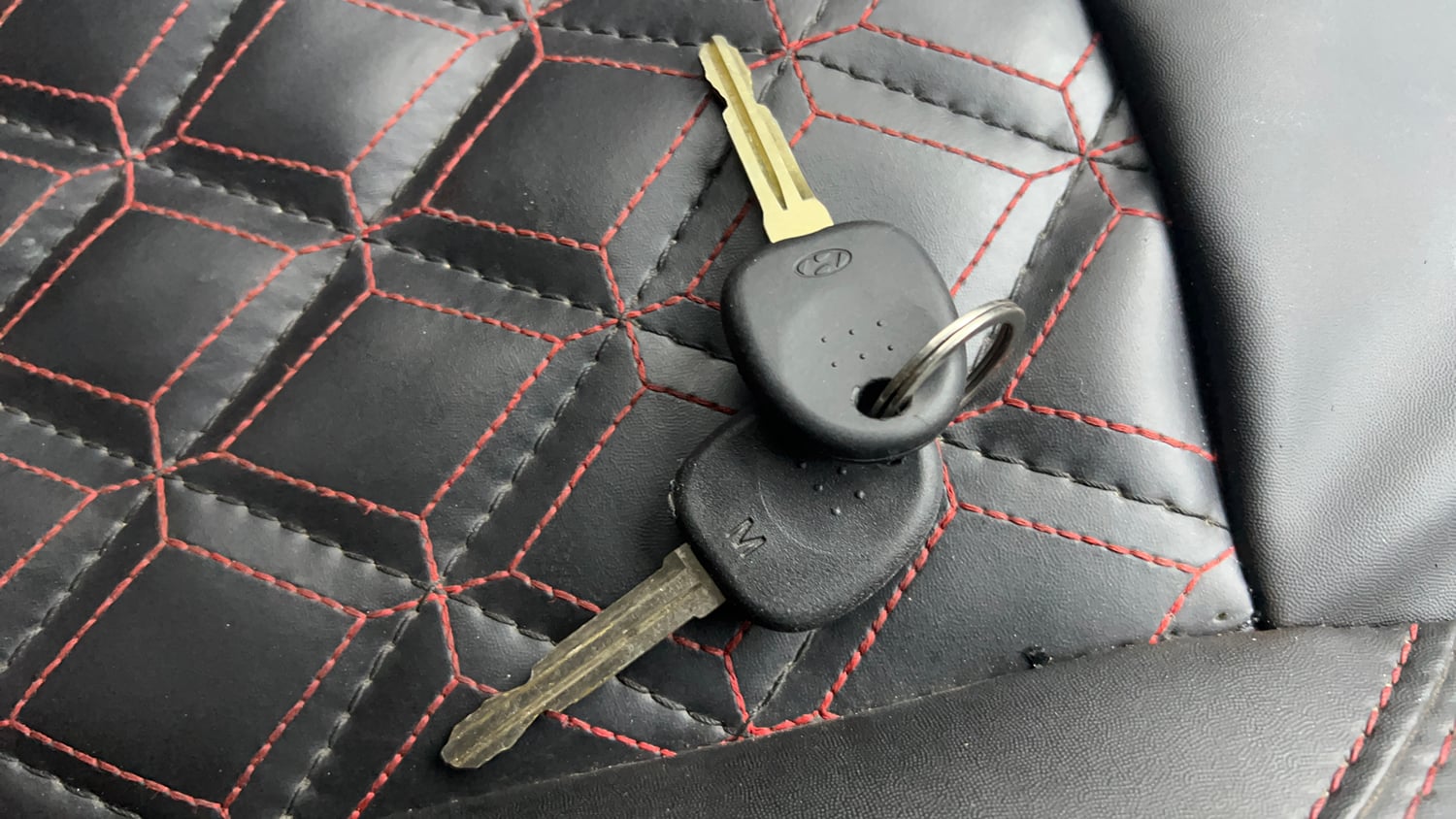 Used 2018 Hyundai Elite i20 Magna Executive 1.2 Petrol Manual extra CAR KEY VIEW