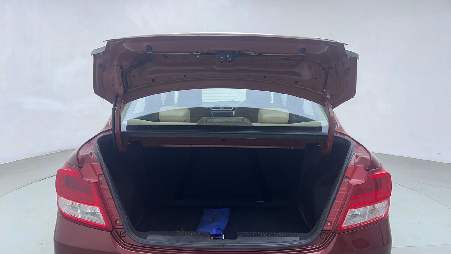 Used 2017 Maruti Suzuki Dzire ZXi Plus Petrol Manual interior DICKY DOOR OPEN VIEW