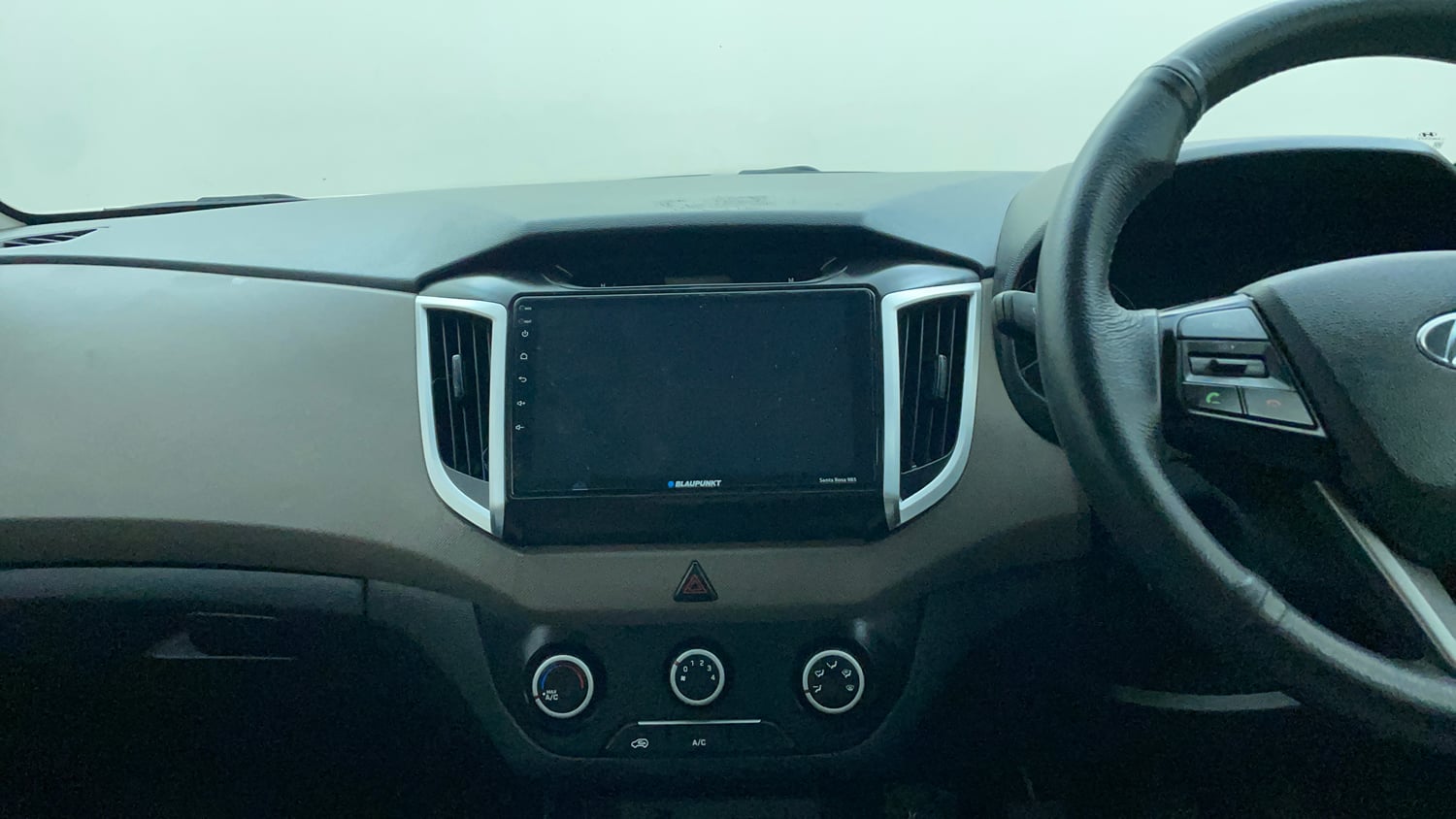 Used 2018 Hyundai Creta 1.6 E+ VTVT Petrol + CNG (Outside Fitted) Cng Manual interior MUSIC SYSTEM & AC CONTROL VIEW