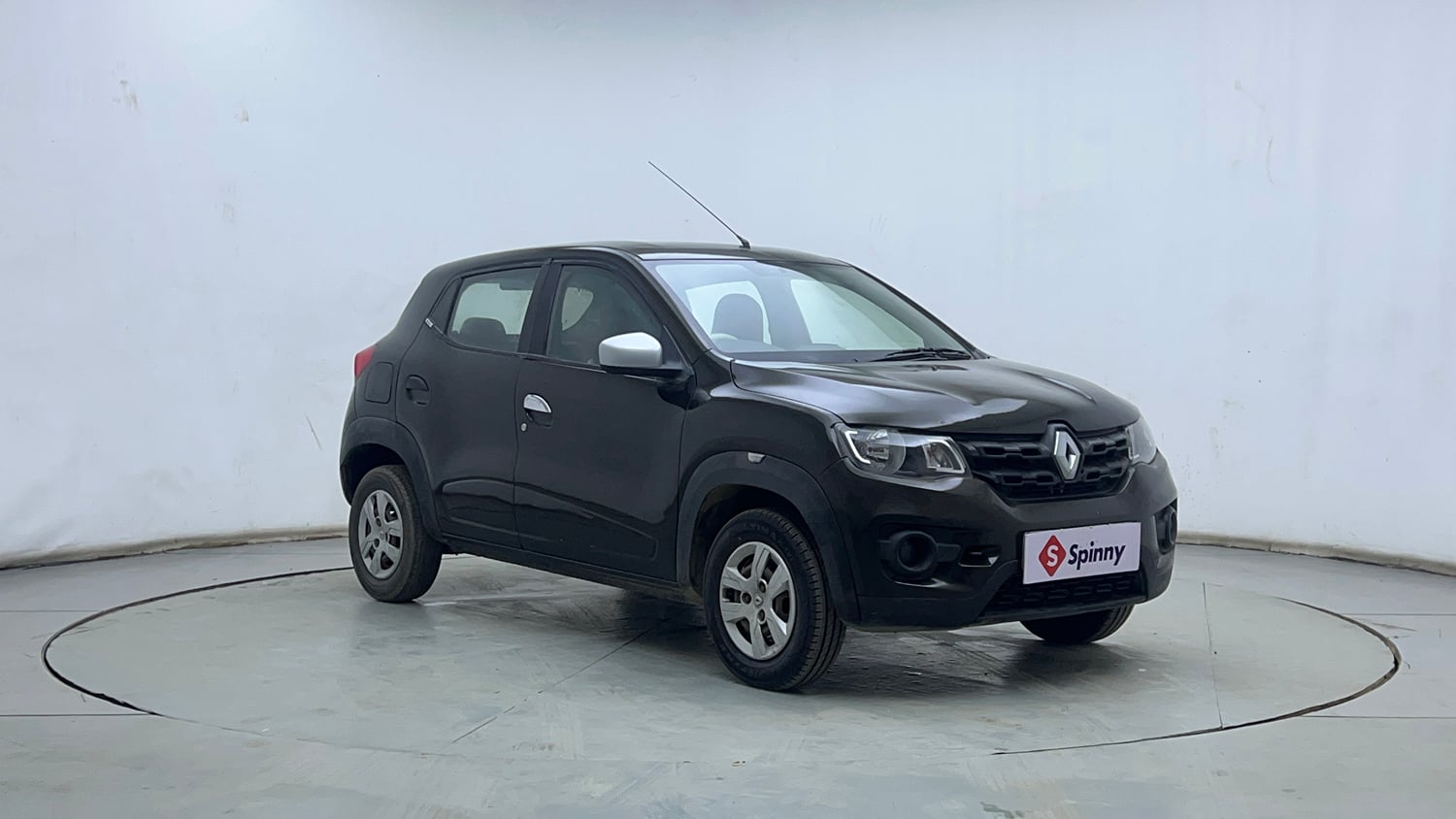 Used 2017 Renault Kwid RXL Petrol Manual exterior RIGHT FRONT CORNER VIEW