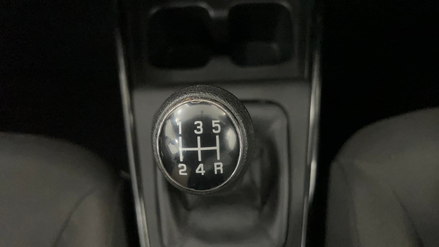 Used 2022 Toyota Glanza G Petrol Manual interior GEAR  KNOB VIEW