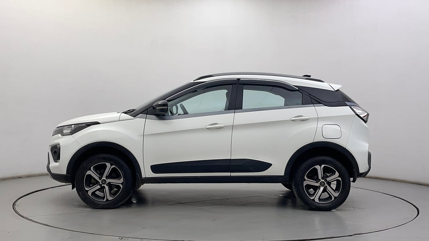Used 2021 Tata Nexon XZA Plus Diesel Diesel Automatic exterior LEFT SIDE VIEW