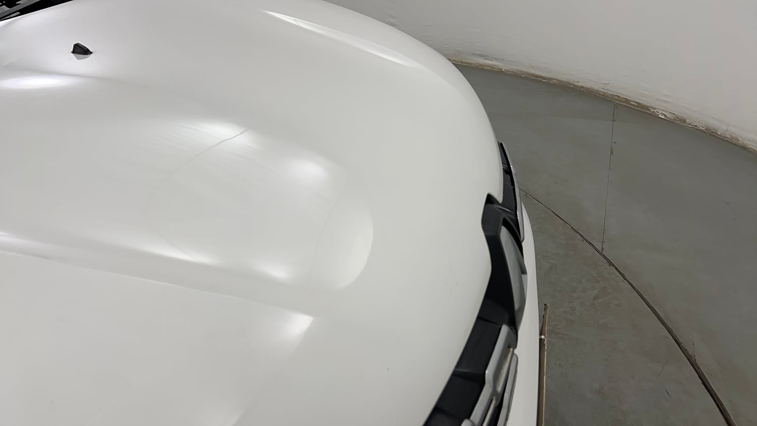 Used 2016 Renault Kwid RXT Petrol Manual dents MINOR SCRATCH