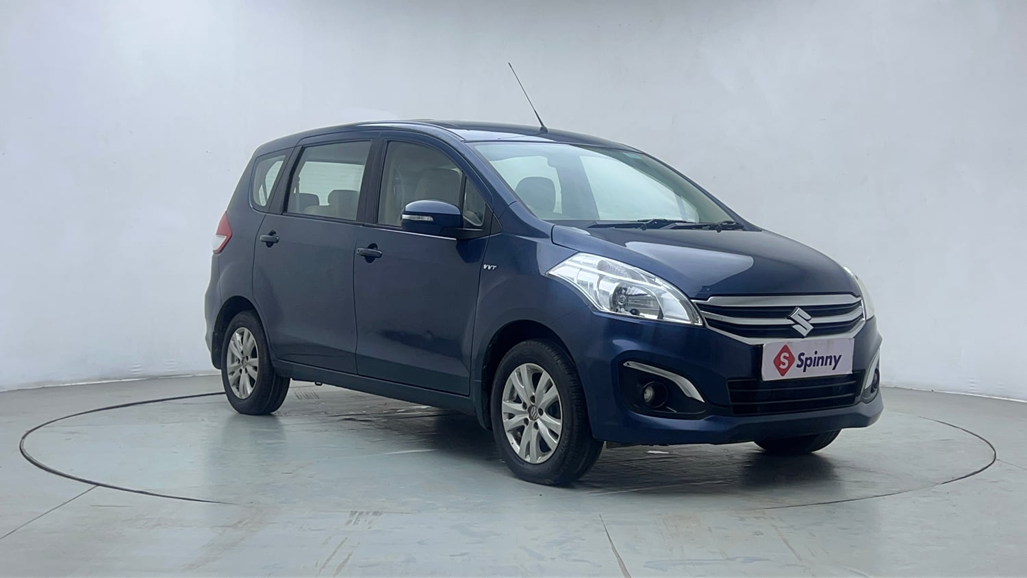 Used 2016 Maruti Suzuki Ertiga ZXI+ Petrol Manual exterior RIGHT FRONT CORNER VIEW