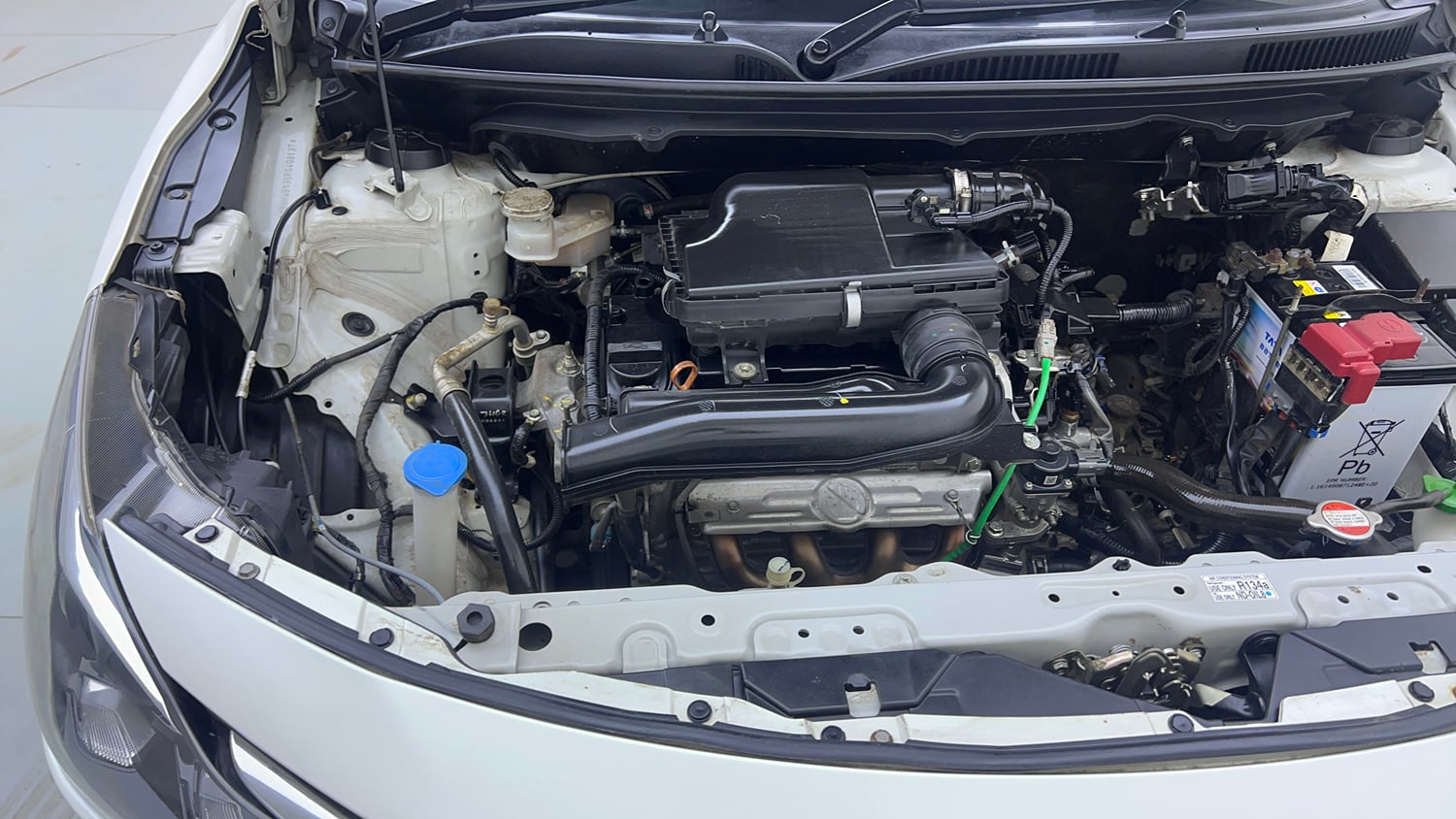Used 2023 Maruti Suzuki Baleno Alpha MT Petrol Manual engine ENGINE RIGHT SIDE VIEW