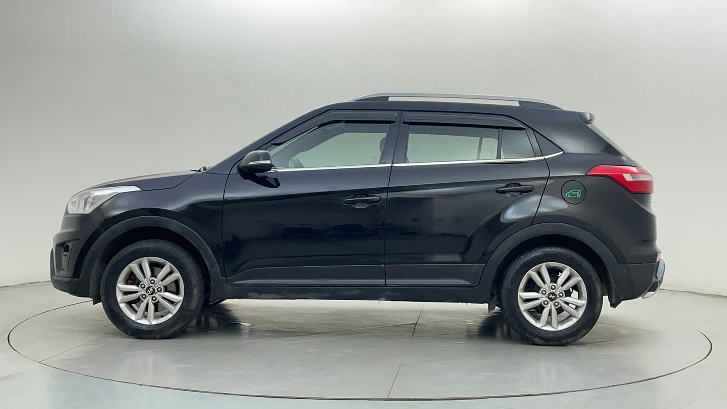 Used 2018 Hyundai Creta 1.6 E+ VTVT Petrol + CNG (Outside Fitted) Cng Manual exterior LEFT SIDE VIEW