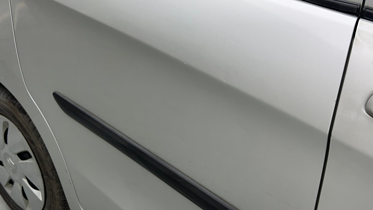 Used 2017 Maruti Suzuki Celerio ZXi AMT Petrol Automatic dents MINOR DENT
