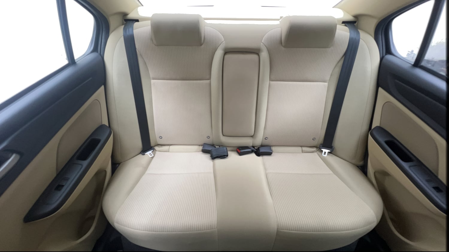 Used 2022 Honda Amaze S MT 1.2 Petrol Petrol Manual interior REAR SEAT CONDITION VIEW