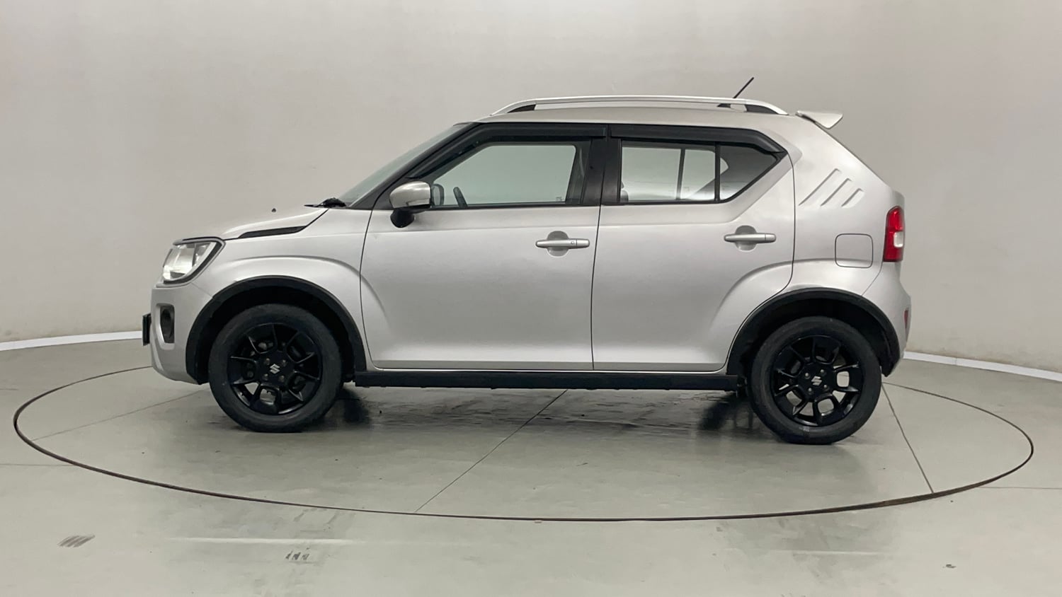 Used 2022 Maruti Suzuki Ignis Zeta 1.2 MT Petrol Manual exterior LEFT SIDE VIEW