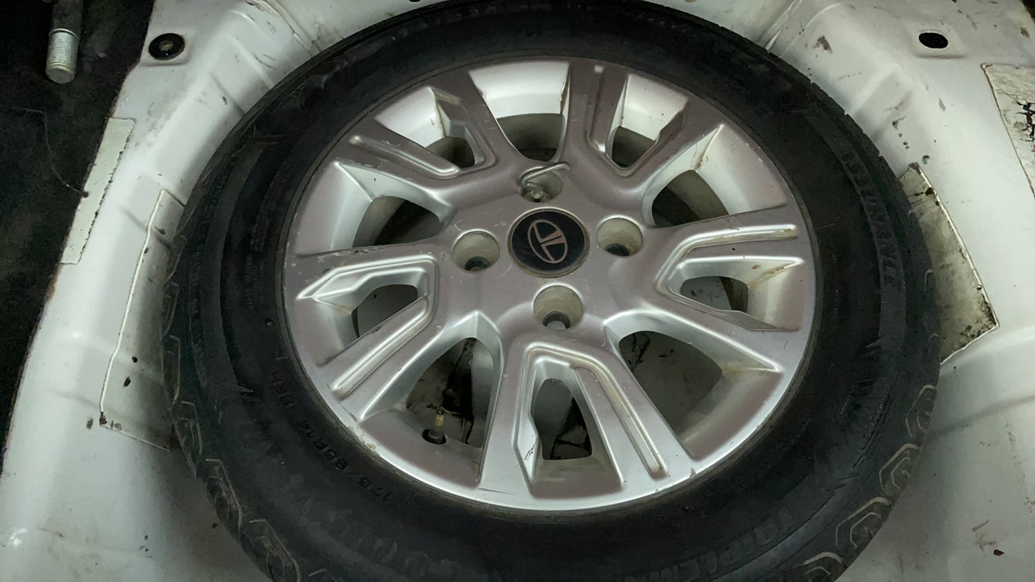 Used 2018 Tata Tiago Revotron XZ Petrol Manual tyres SPARE TYRE VIEW