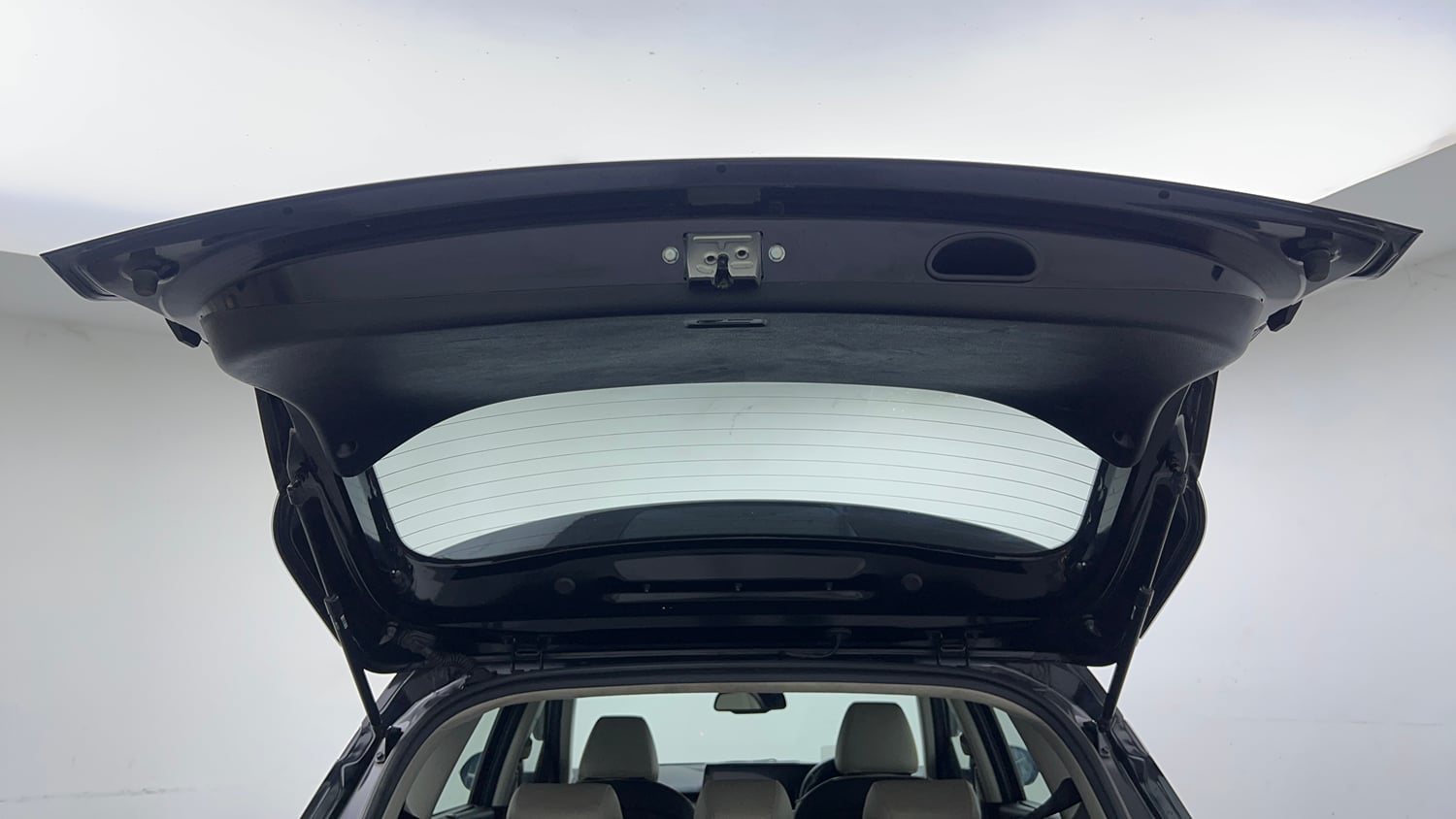 Used 2019 kia Seltos GTX Plus DCT 1.4 Petrol Automatic interior DICKY DOOR OPEN VIEW