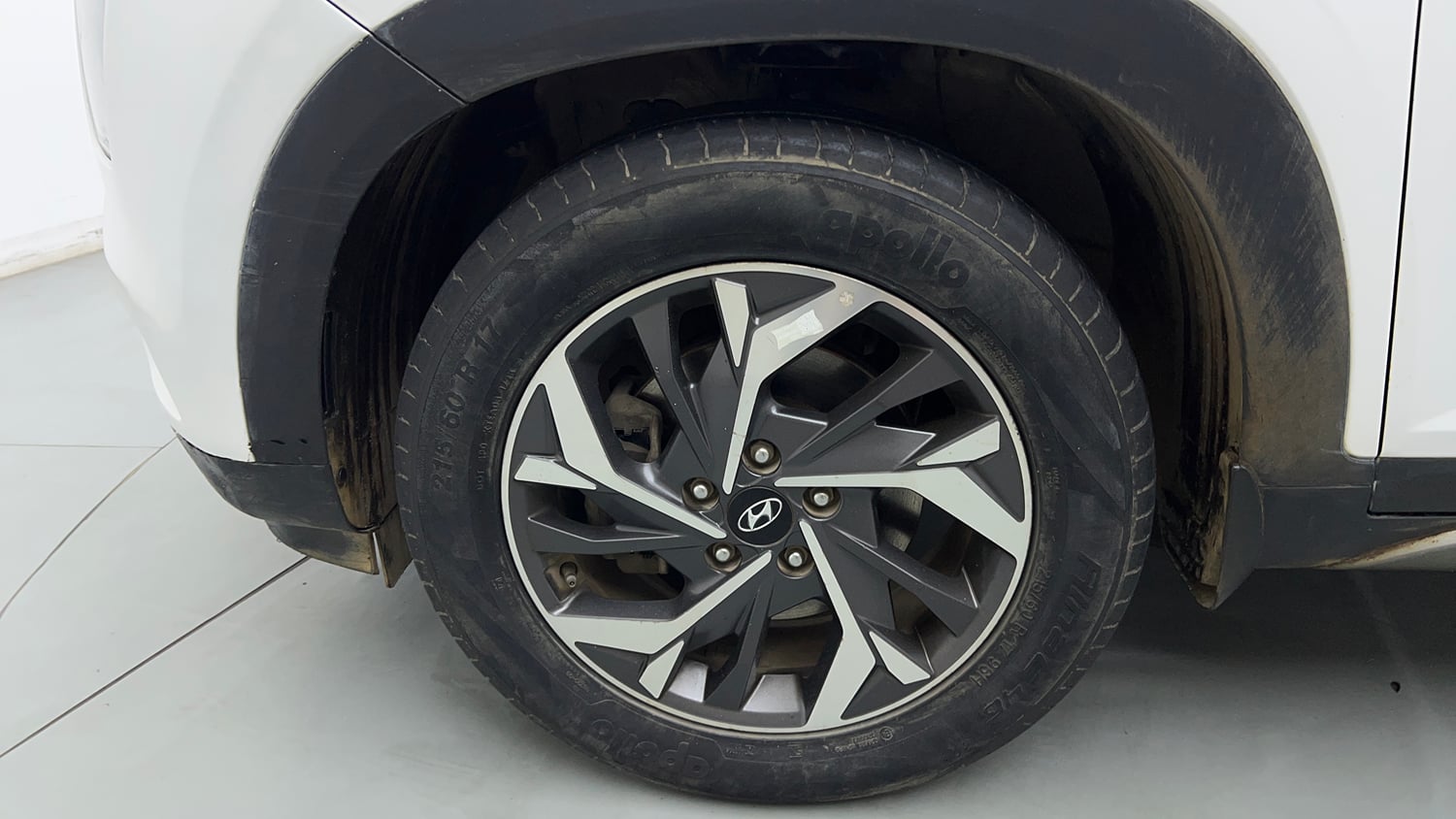 Used 2023 Hyundai Creta SX (O) 1.5 Petrol IVT Petrol Automatic tyres LEFT FRONT TYRE RIM VIEW