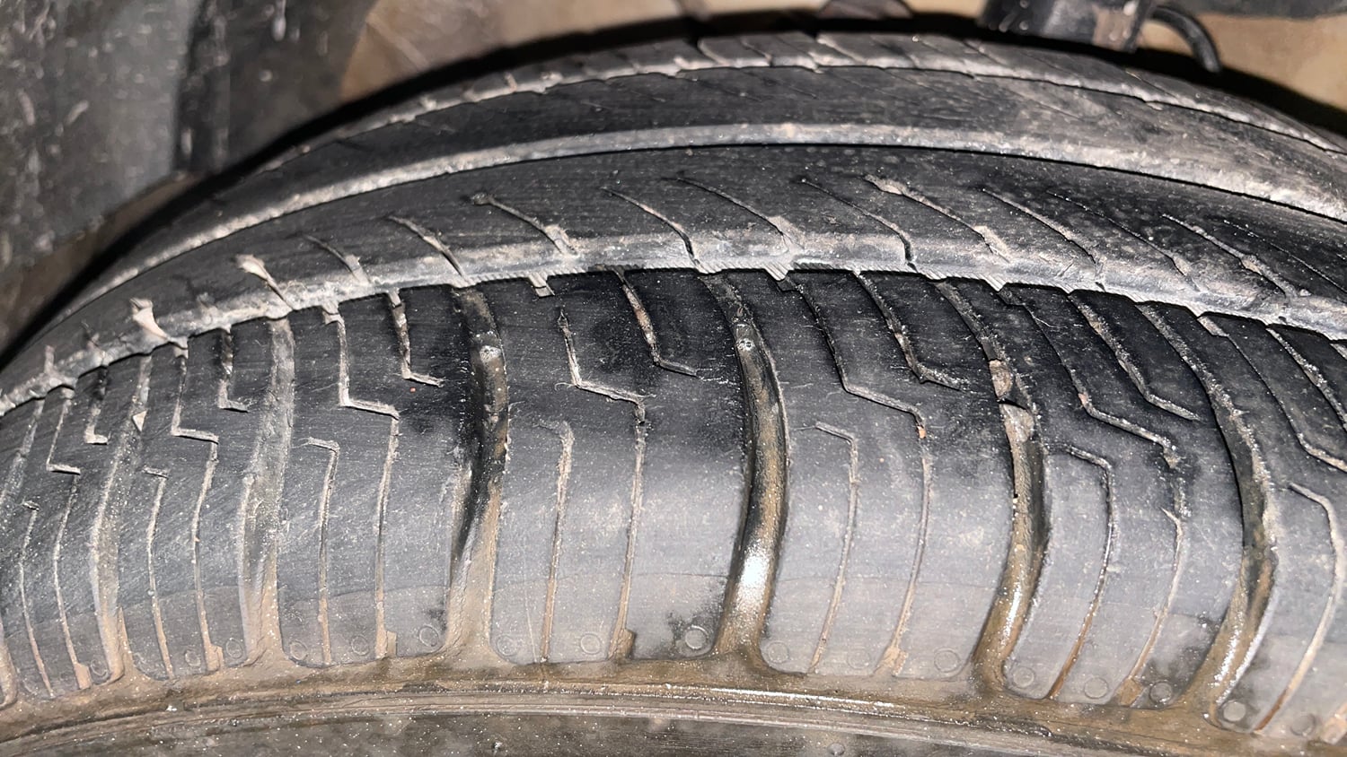 Used 2015 Tata Zest XM Petrol Petrol Manual tyres RIGHT FRONT TYRE TREAD VIEW