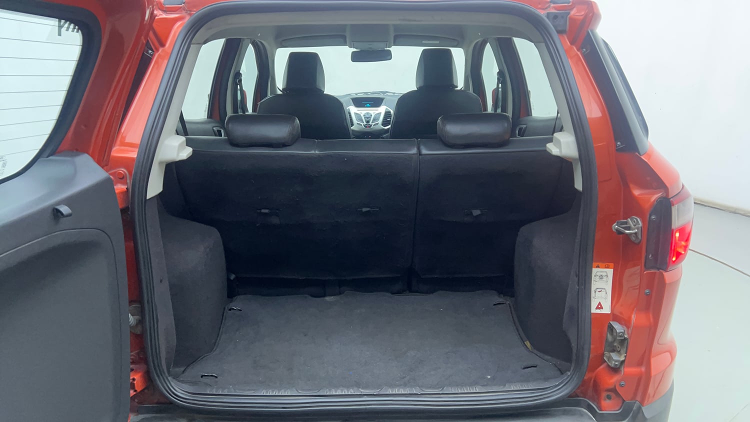 Used 2016 Ford EcoSport Titanium+ 1.5L TDCi Diesel Manual interior DICKY INSIDE VIEW