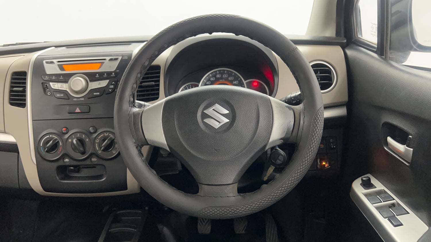 Used 2014 Maruti Suzuki Wagon R 1.0 VXI Petrol + CNG (Outside Fitted) Cng Manual interior STEERING VIEW