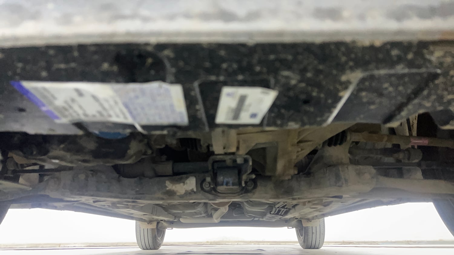 Used 2025 Hyundai Exter SX (O) Connect 1.2 MT Petrol Manual extra FRONT LEFT UNDERBODY VIEW