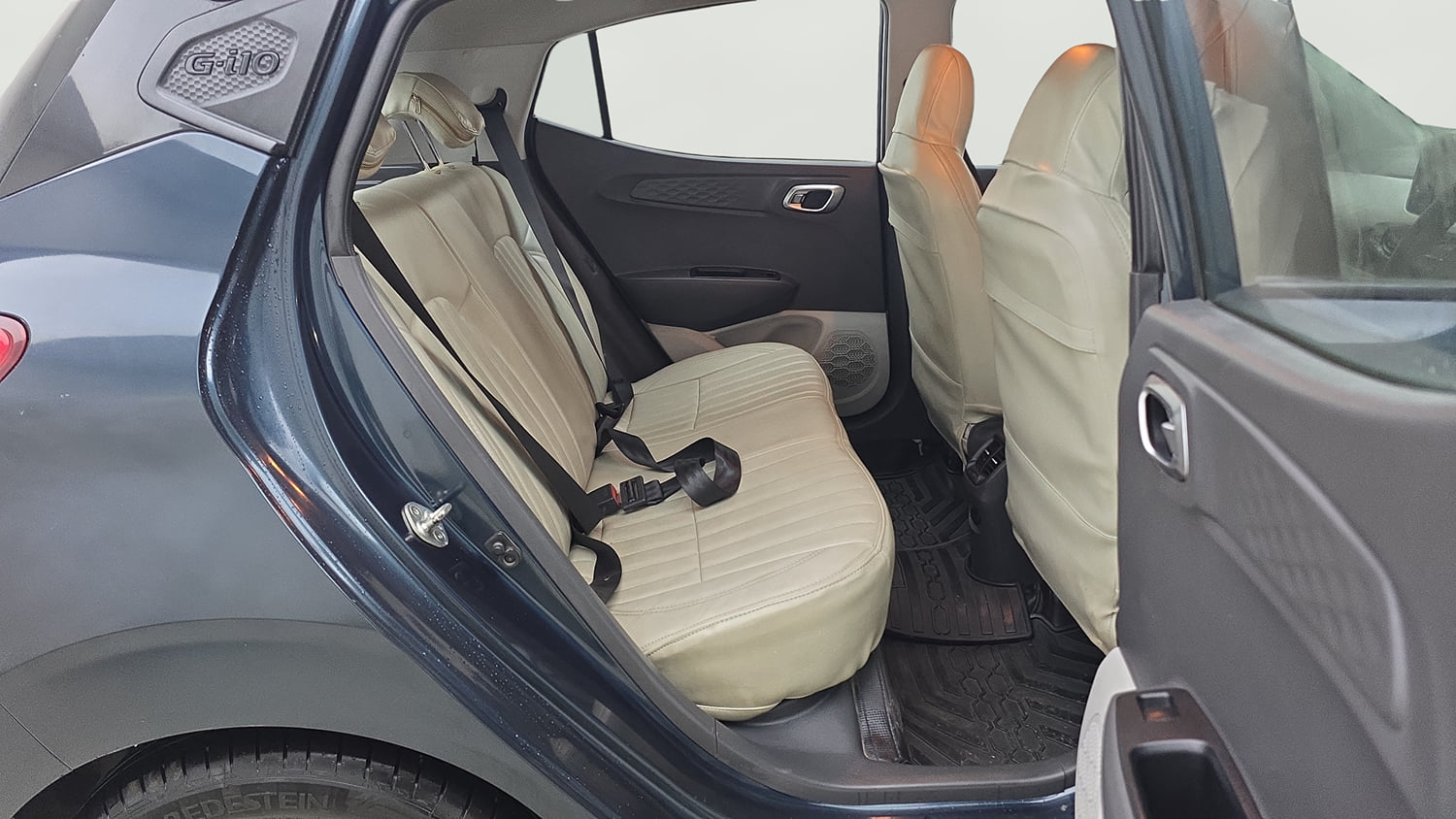 Used 2021 Hyundai Grand i10 Nios Asta 1.2 Kappa VTVT Petrol Manual interior RIGHT SIDE REAR DOOR CABIN VIEW