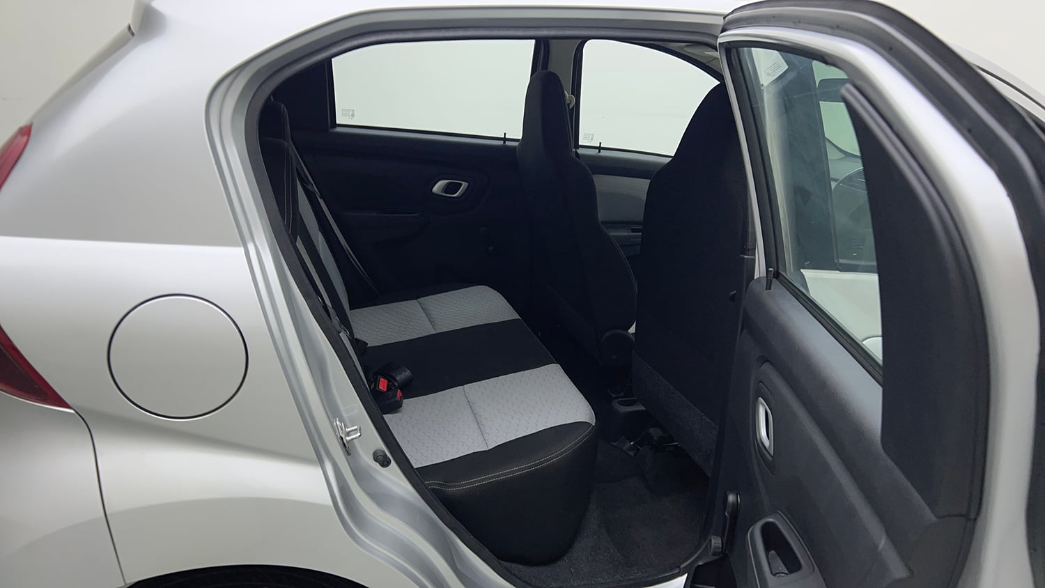 Used 2021 Datsun Redi-GO T(O) 1.0 AMT Petrol Automatic interior RIGHT SIDE REAR DOOR CABIN VIEW