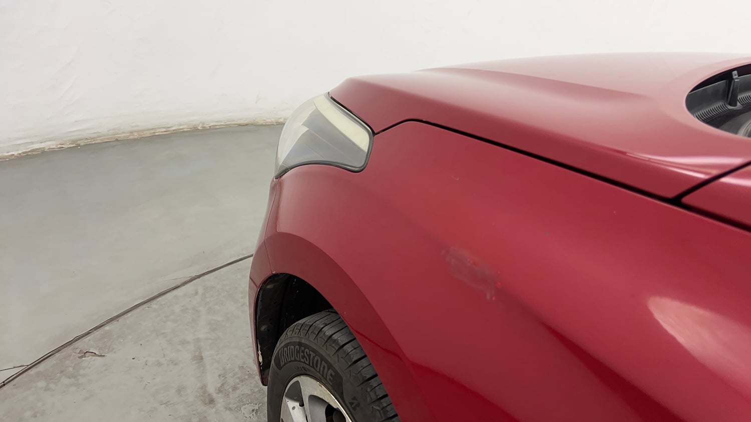 Used 2015 Hyundai Elite i20 Asta 1.2 Petrol Manual dents MINOR SCRATCH