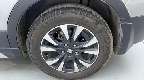Used 2021 Maruti Suzuki S-Cross Zeta AT Petrol Automatic tyres LEFT REAR TYRE RIM VIEW