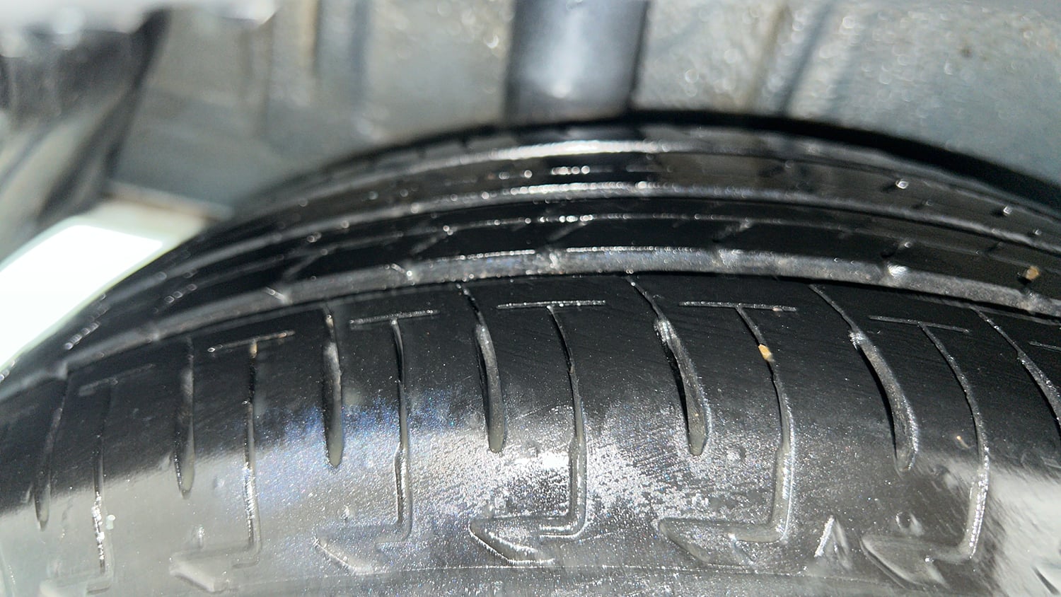 Used 2022 Maruti Suzuki Ignis Alpha 1.2 MT Petrol Manual tyres RIGHT REAR TYRE TREAD VIEW