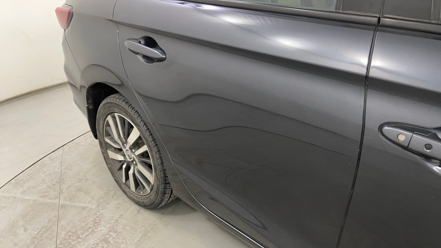 Used 2022 Honda City VX Diesel Diesel Manual dents MINOR SCRATCH