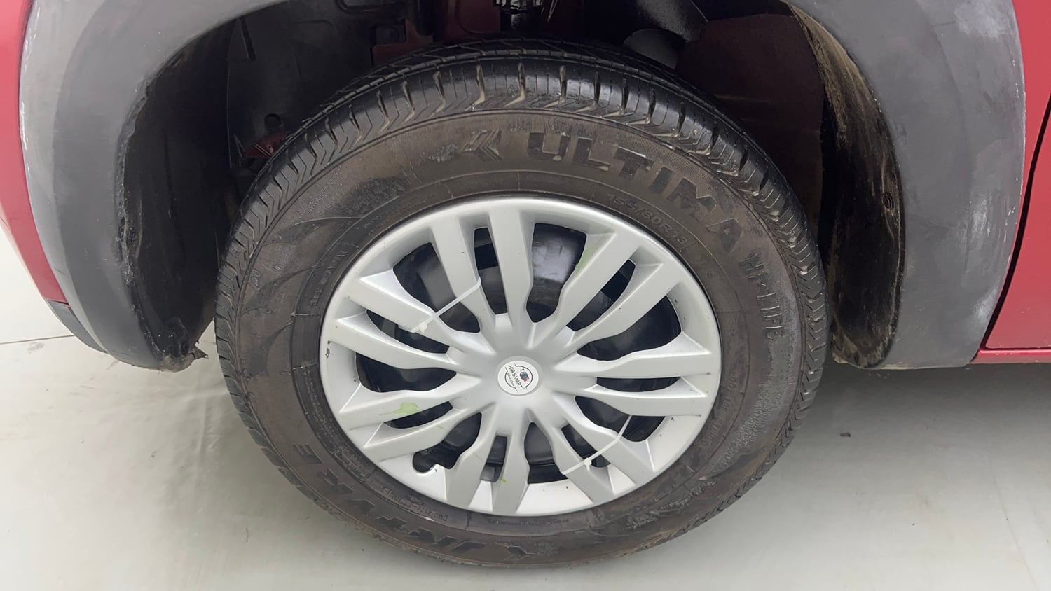 Used 2016 Renault Kwid RXT Petrol Manual tyres LEFT FRONT TYRE RIM VIEW